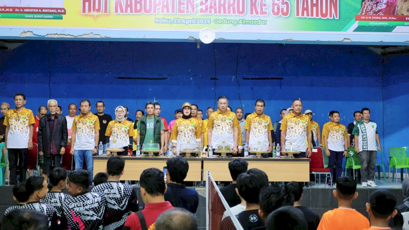 Bupati Barru Buka PBSI Cup 2025