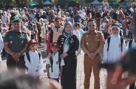 Pemkab Gowa Salurkan Seragam Sekolah Gratis bagi 20.390 Siswa Baru SD dan SMP
