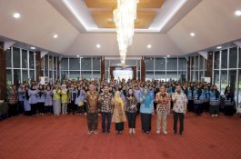 Hujan Tak Surutkan Semangat Harganas ke-32 di Barru, Bupati Andi Ina Komit Dukung Peran Ganda Perempuan ASN