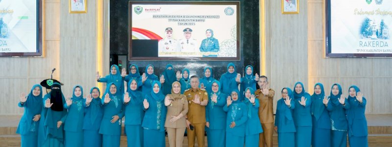 Bupati Barru Buka Rapat Kerja TP PKK