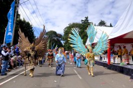 60 Tim Meriahkan Fashion Culture Carnaval Beautiful Malino 2025