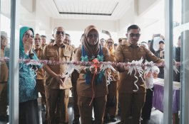 Bupati Gowa Dorong Kemandirian Desa, Apresiasi Renovasi Kantor Desa Kanreapia