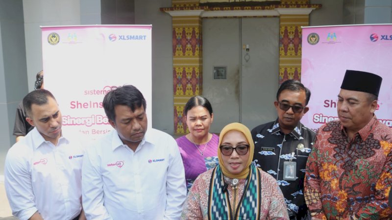 Direktur & Chief People Officer XLSMART bersama KemenPPPA dan Kalapas perempuan kelas III Mataram NTB