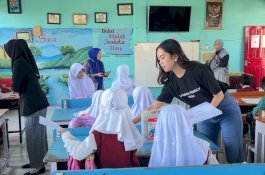 Rayakan Hari Anak Nasional, Vasaka Hotel Makassar Ajak Siswa SD Ekspresikan Kreativitas Lewat Mewarnai