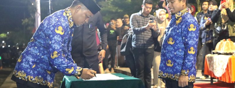 Tasming Hamid Serahkan SK P3K 2024, Komitmenkan Pembayaran Gaji Sesuai Jadwal