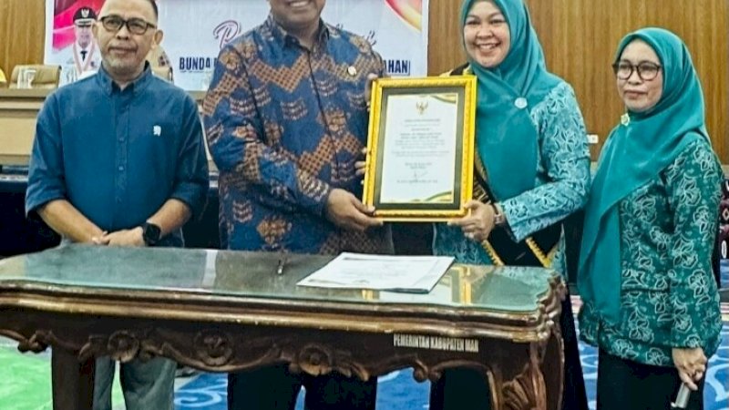 Bupati Maros Luncurkan Gerakan Ibu Membacakan Buku Pada Anak di Rakor Bunda PAUD