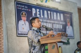 Tasming Hamid Buka Pelatihan 