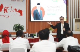 Sekprov Sulsel Motivasi Peserta PKA III Jadi Pemimpin Berintegritas