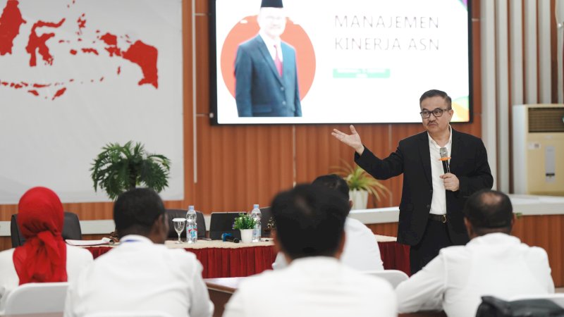 Sekprov Sulsel Motivasi Peserta PKA III Jadi Pemimpin Berintegritas