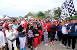 Bupati Gowa Lepas Peserta Jalan Santai