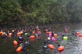 PT Vale Rayakan HUT ke-57 Melalui Open Water Renang Lintas Danau di Sorowako