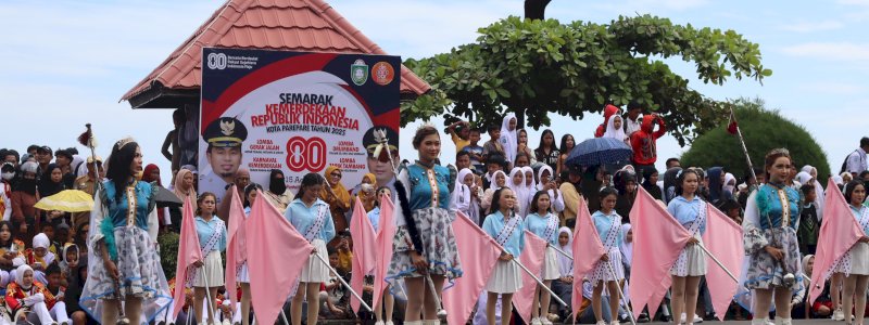 Semarak HUT RI ke-80, Puluhan Sekolah di Parepare Adu Kreativitas Drum Band