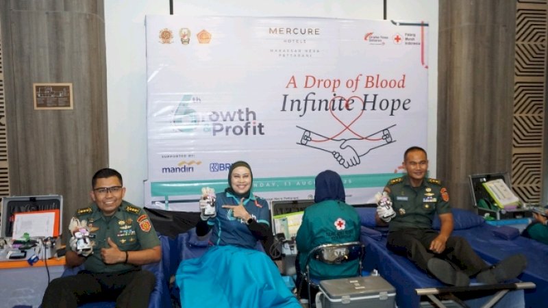 GM Mercure Makassar Wiwied Nurseka bersama OTMILTI IV
