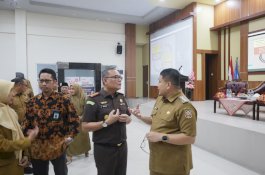 Kajari Makassar Ingatkan Kepala Sekolah Tak Cari Untung dari Program Seragam Sekolah Gratis