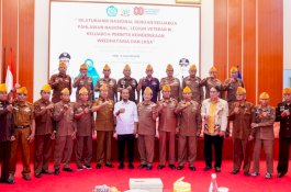 Momen Gubernur Sulsel Silaturahmi dengan Keluarga Pahlawan dan Veteran Pejuang Kemerdekaan RI