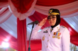 Bupati Gowa Ucapkan Terima Kasih kepada Pelaksana Penurunan Bendera HUT ke-80 RI