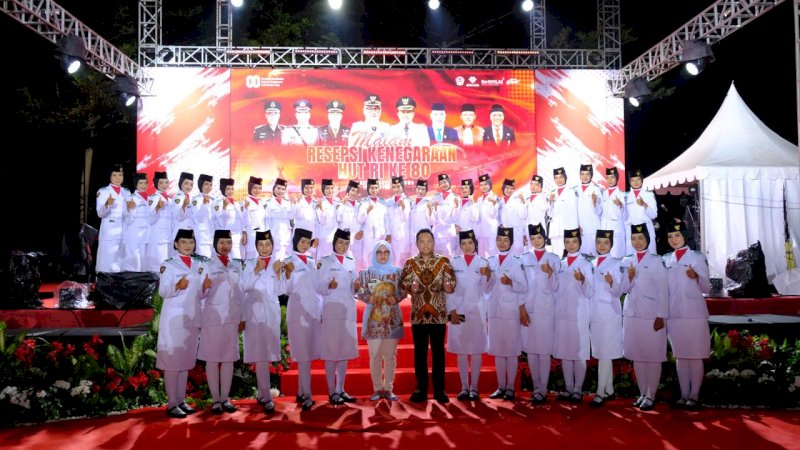 Sukses Kibarkan dan Turunkan Bendera, Bupati Husniah Apresiasi Paskibra Gowa