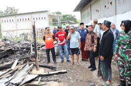 Tiga Unit Asrama Santri Terbakar di Parepare, Wali Kota Tasming Hamid  Beri Bantuan dan Dukungan Moril