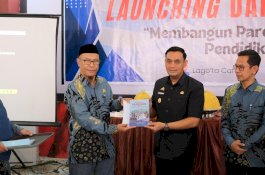 Wakil Wali Kota Parepare Hadiri Bedah Buku dan Launching Buku LAPEKOM “Membangun Parepare dengan Karakter”