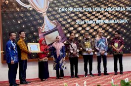 Komitmen Pengawasan Obat dan Makanan, Pemkab Gowa Raih Dua Penghargaan