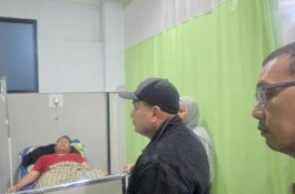 Appi Jenguk Korban Demo Pegawai DPRD di Rumah Sakit