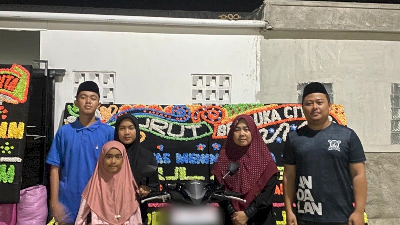Santunan hingga Motor, Lagi... Gubernur Sulsel Bantu Keluarga Korban Kebakaran Kantor DPRD Makassar