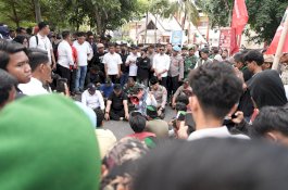 Bupati Gowa Temui Aksi Damai Kelompok Cipayung Plus