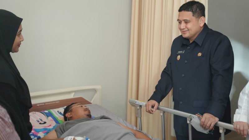 Appi Jenguk Korban Insiden DPRD Makassar, Pastikan Pengobatan Ditanggung BPJS dan Berikan Santunan 