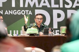 Sekda Sulsel Dorong Penguatan Kapasitas Anggota DPRD Lewat Bimtek
