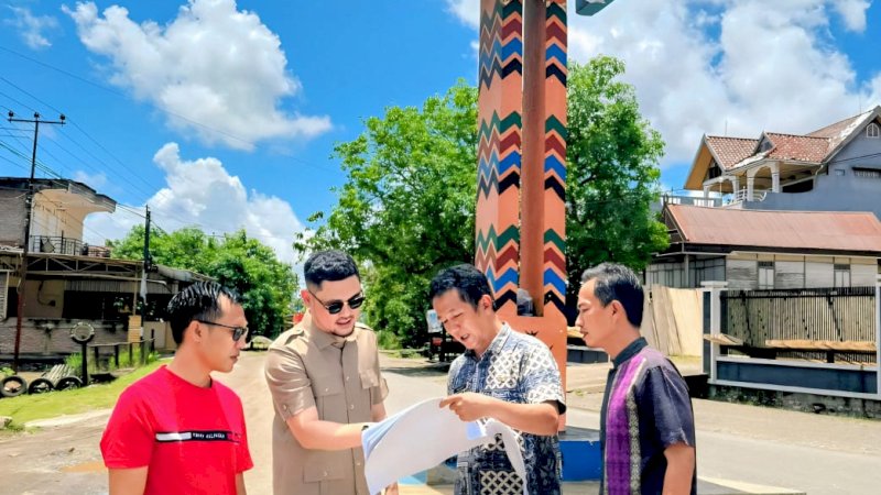 Sekretaris Komisi III DPRD Wajo, Feri Santu Kawal Proyek Jalan Pekkae&ndash;Canru