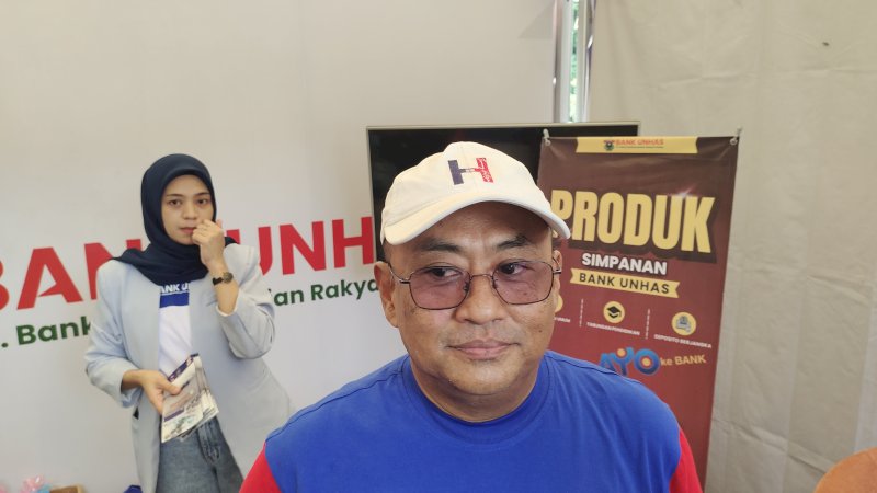 Direktur Utama Bank Unhas, Henry Kissinger Sappetaw. (Dok Rakyatku)