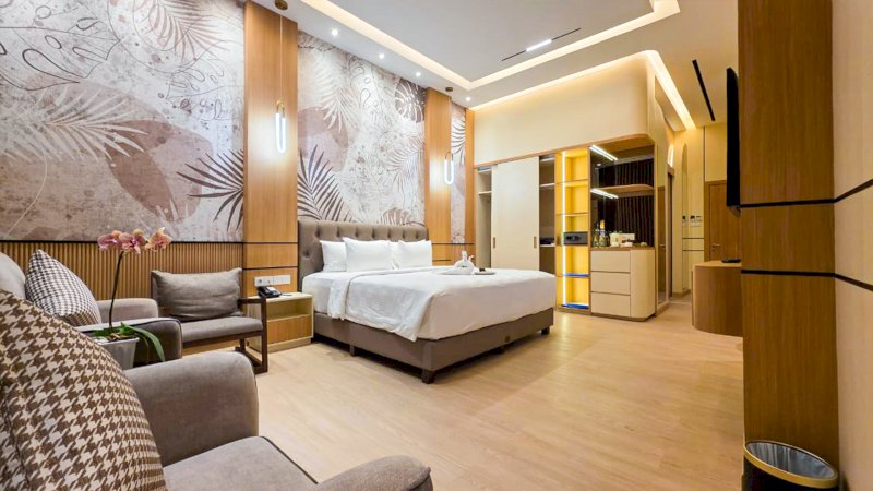 Golden Sandeq Suite dirancang dengan sentuhan elegan dan modern yang menyasar segmen tamu berdaya beli tinggi.
