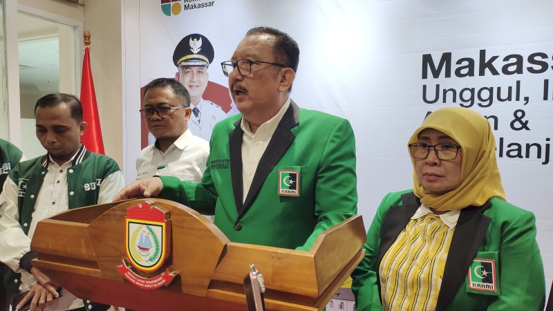 Ni’matullah dan saat memberikan keterangan kepada wartawan usai bertamu Wali Kota Makassar, Munafri Arifuddin pada Selasa 16 September 2025. (Dok Rakyatku)