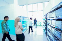 Gubernur Sulsel dan KPPG Tinjau Sentra Pangan Gizi di Makassar