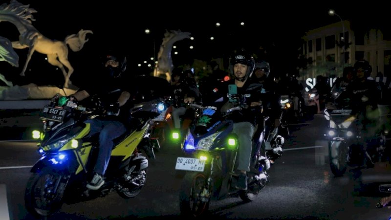 puluhan komunitas Honda  MVC Vario mengikuti Nocturnity Riding