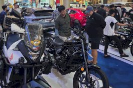 Honda CMX1100 Rebel dan XL750 Transalp Jadi Pusat Perhatian di MUF Auto Fest 2025