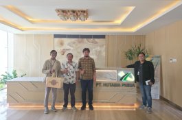 Kalla Aspal Rayakan Hari Pelanggan Nasional dengan Kunjungan Langsung ke Mitra Strategis