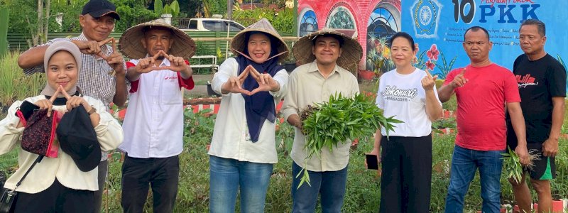Panen Perdana Kebun Tetangga Cokonuri Jadi Bukti Nyata Komitmen CSR Astra Motor Sulsel