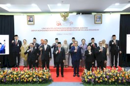 OJK Perkuat Struktur Organisasi Lewat Pelantikan Deputi Komisioner dan Kepala Departemen