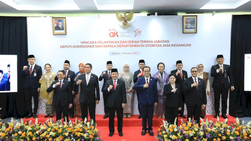OJK Lantik Pejabat Baru untuk Perkuat Pengawasan dan Stabilitas Keuangan Nasional