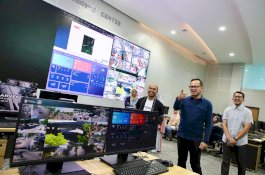 Wamendagri Bima Arya Kunjungi Command Center Makassar