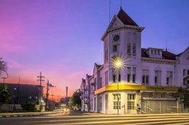 Cuma Sehari di Surabaya? Ini 5 Tempat Wisata Dekat Stasiun yang Wajib Dikunjungi