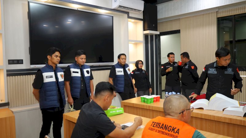 Empat Tersangka Kasus Korupsi Bank Sulselbar Diserahkan ke Jaksa