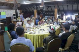 Tasming Hamid Jamu Pedagang Pasar Lakessi, Bahas Penataan dan Relokasi