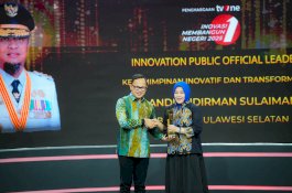 Andi Sudirman Sulaiman Raih Penghargaan Pemimpin Inovatif dan Transformatif