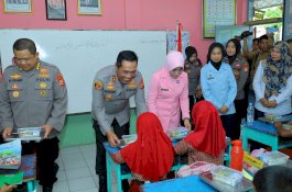 Irjen Djuhandhani Tinjau SPPG Yayasan Kemala Bhayangkari Polda Sulsel