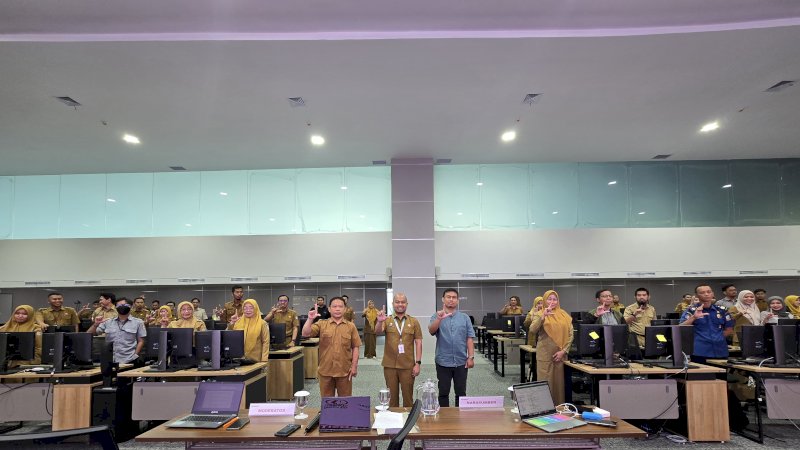 Kominfo Makassar Laksanakan Bimtek SIA SPBE