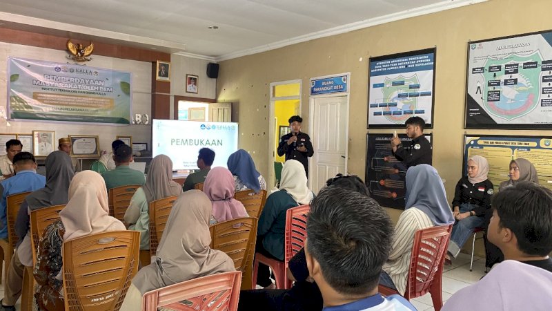 Badan Eksekutif Mahasiswa (BEM) Kalla Institute berhasil meraih dana hibah nasional dari Direktorat Penelitian dan Pengabdian kepada Masyarakat, Direktorat Jenderal Riset dan Pengembangan, Kementerian Pendidikan Tinggi, Sains, dan Teknologi (Kemendikstaintek) untuk pelaksanaan program tahun 2025.