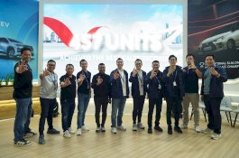 Kalla Toyota Toreh Capaian Gemilang di GIIAS Makassar 2025, Bukukan 457 SPK dan Sabet Dua Penghargaan