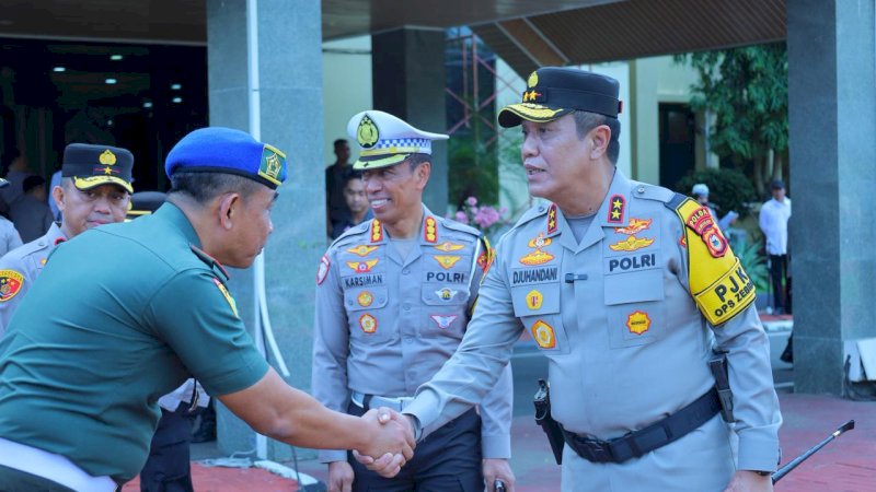 ‎Operasi Zebra Pallawa-2025 Dimulai, Kapolda Sulsel Pimpin Apel Gelar Pasukan